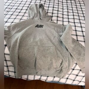 Men’s grey Nike air sweatshirt.